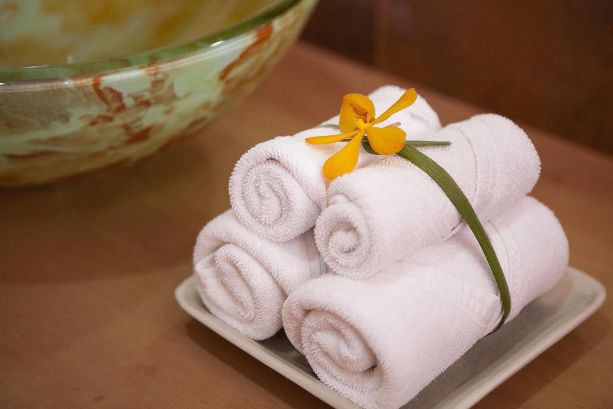 Baan Phuttarak - Seaview Private Villa Choeng Mon エクステリア 写真